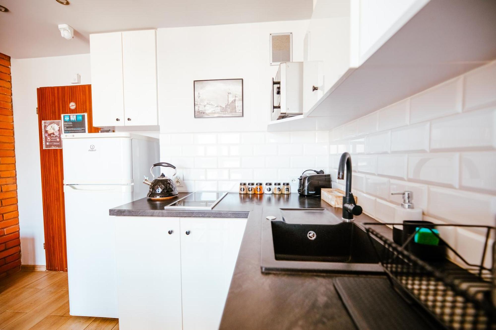 Apartment Bright 14th Floor With Balcony & Views