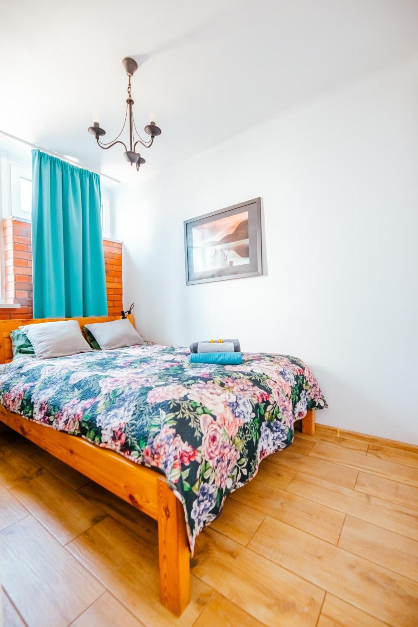 Bright 14th Floor With Balcony & Views Apartment Warsaw