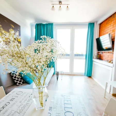 Bright 14Th Floor Central Home With Balcony & Views Warsaw Exterior photo