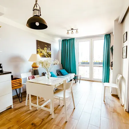Bright 14Th Floor Central Home With Balcony & Views Warsaw Exterior photo