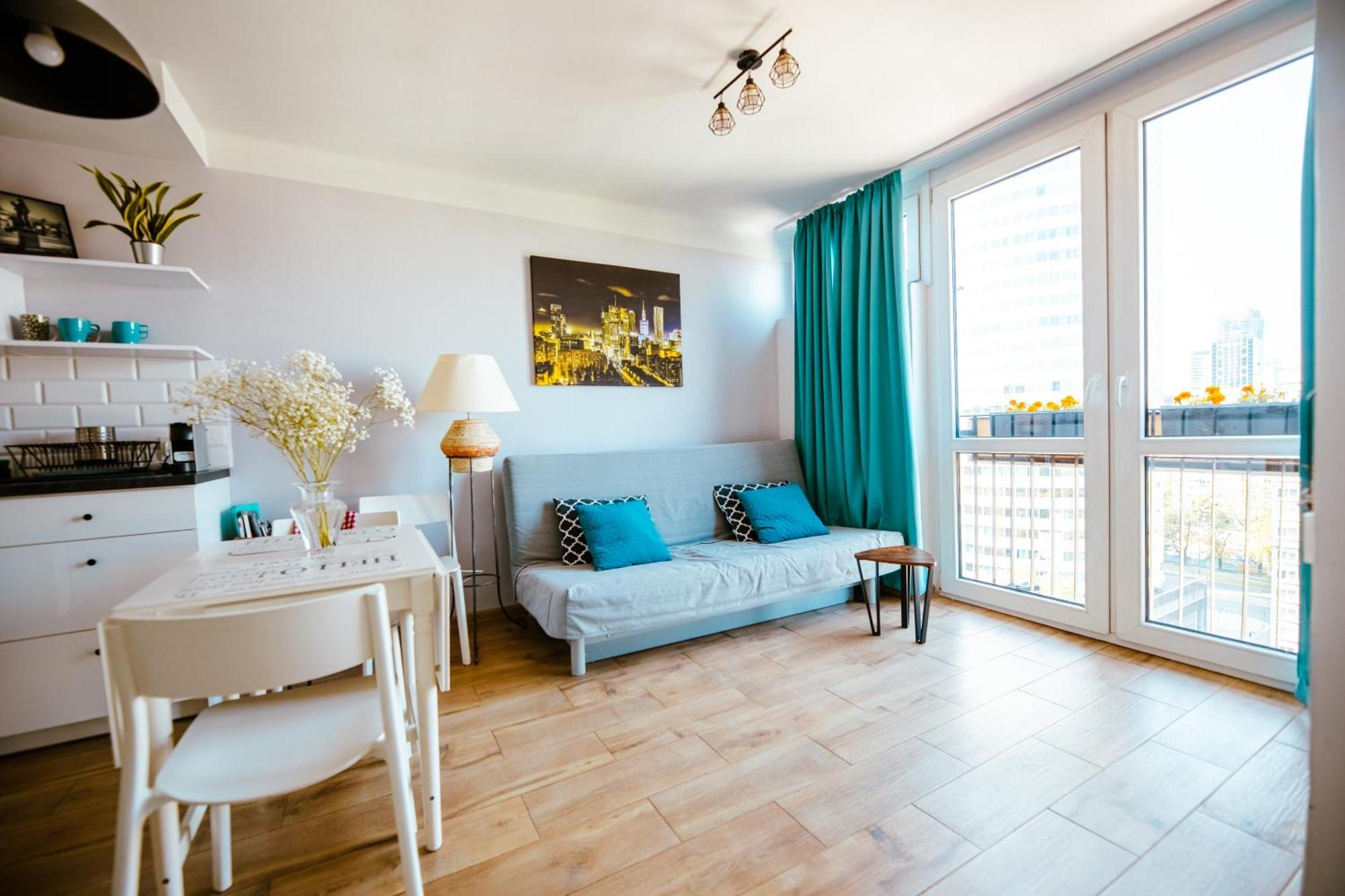 Leilighet Bright 14th Floor With Balcony & Views